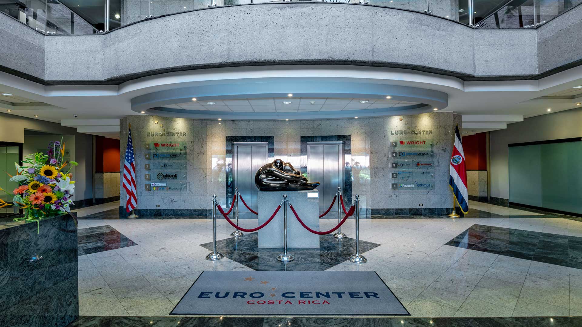 Eurocenter I Costa Rica, alquiler de oficinas calidad superior recepción