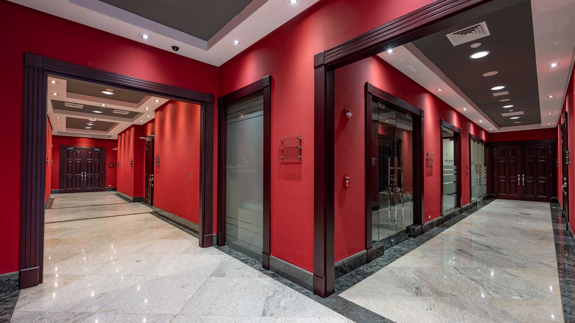 Eurocenter II Costa Rica, alquiler de oficinas lobby planta superior